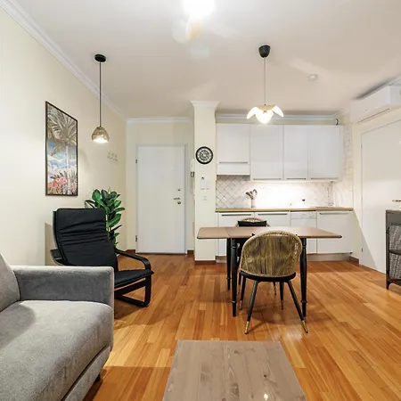 Ultra 1 Bdr Air-conditionned